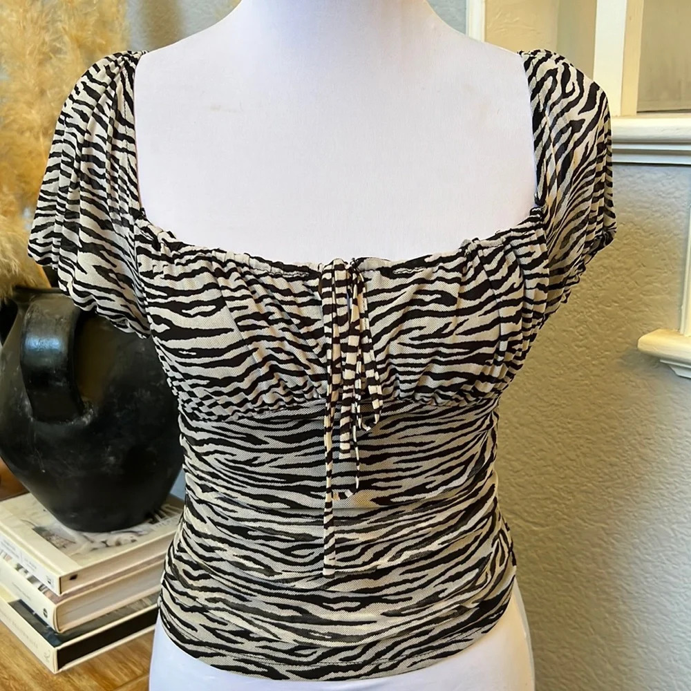 ELODIE NEW Tie Gathered Mesh Top in Black White Zebra